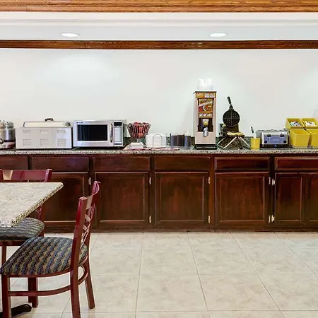 Quality Inn & Suites Clayton, Nm 